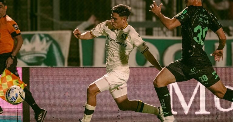 Sarmiento de Junín hizo más que Aldosivi y se quedó con un partido clave en la lucha por mantener la categoría