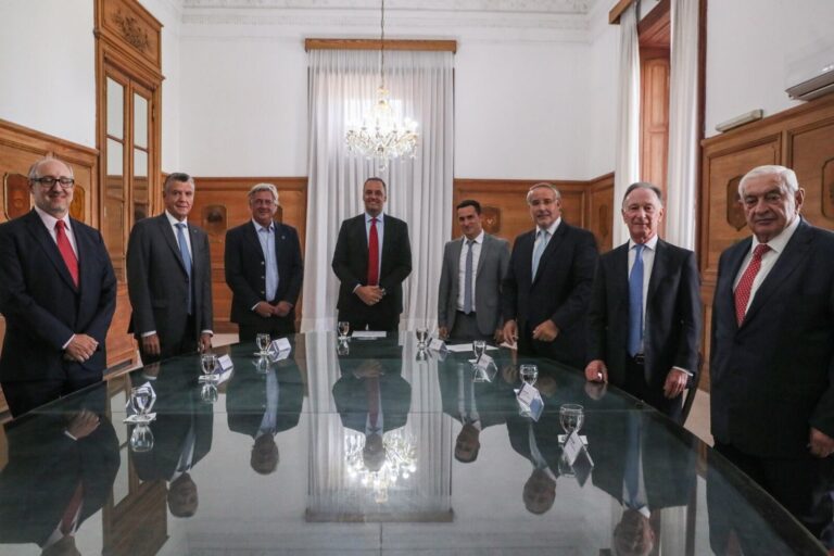 Adorni recibió a los empresarios del G6, con la reforma laboral y la creación de empleo como ejes