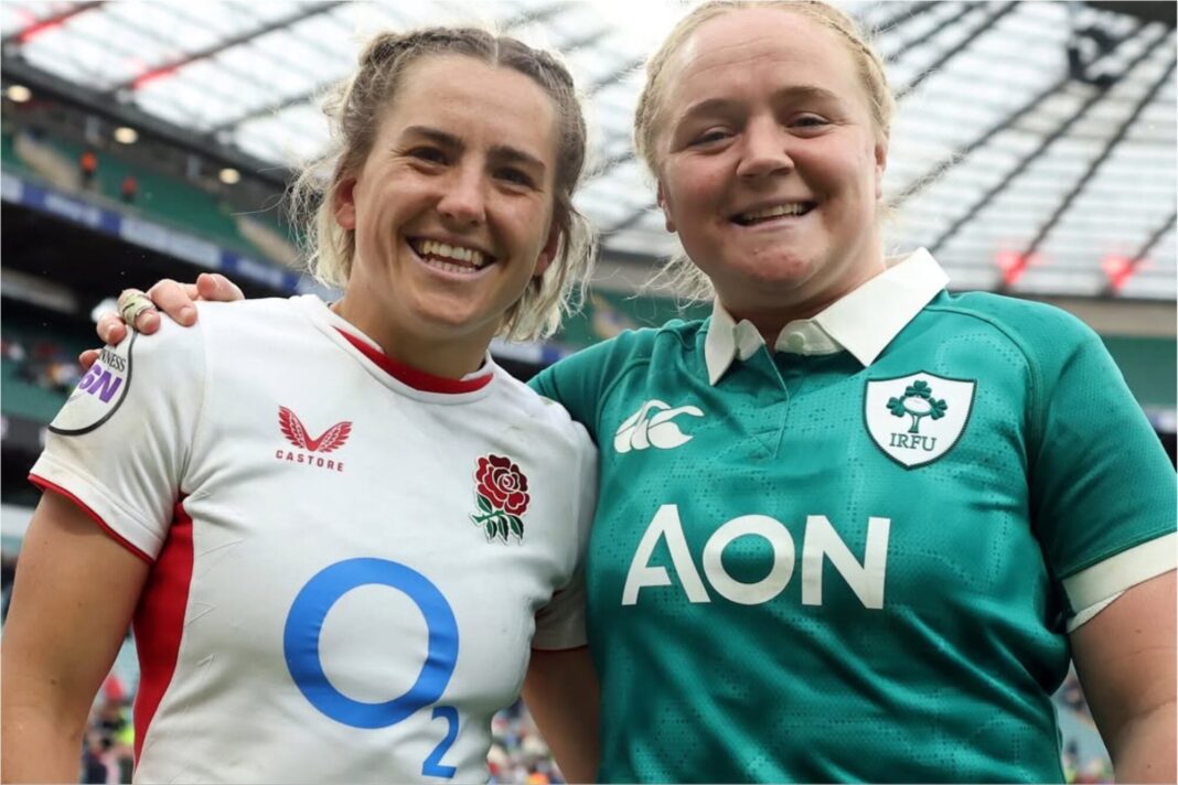 Claudia y Cliodhna Moloney-MacDonald, jugadoras de rugby, durante un partido o celebración.
