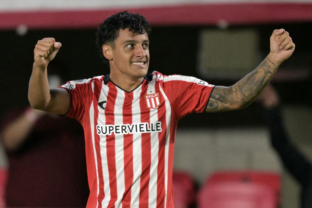 Escudos de Estudiantes de La Plata y Flamengo previo al partido por la Copa Libertadores 2026