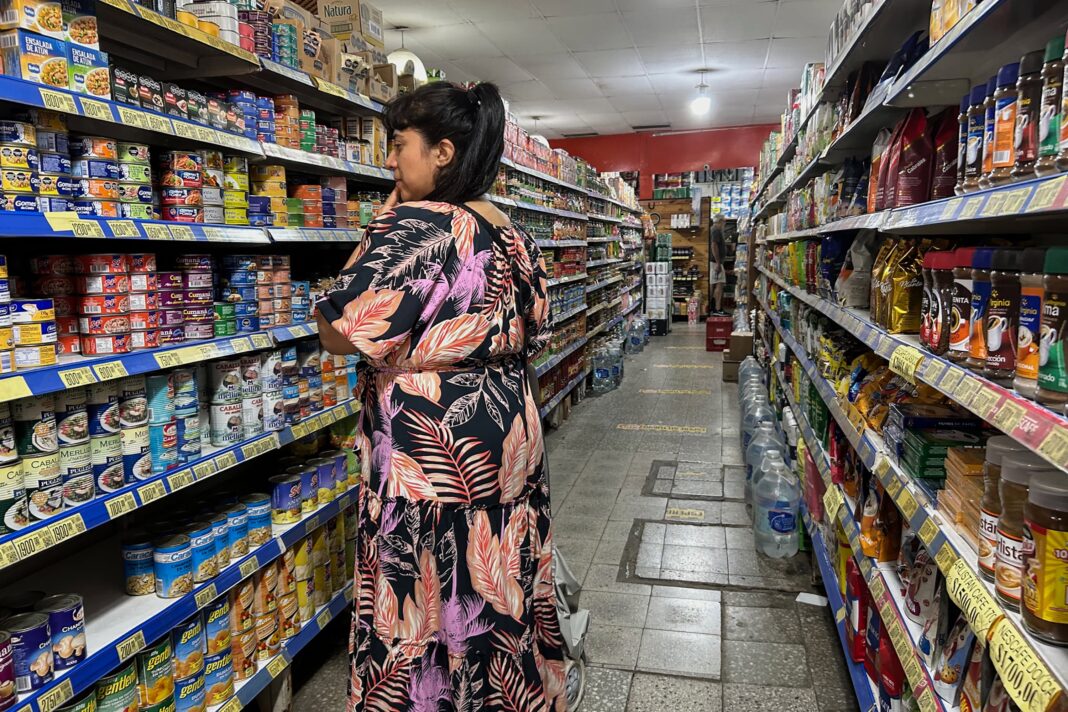 Gráfico estadístico mostrando la evolución de la inflación en la Ciudad de Buenos Aires durante el primer trimestre de 2026