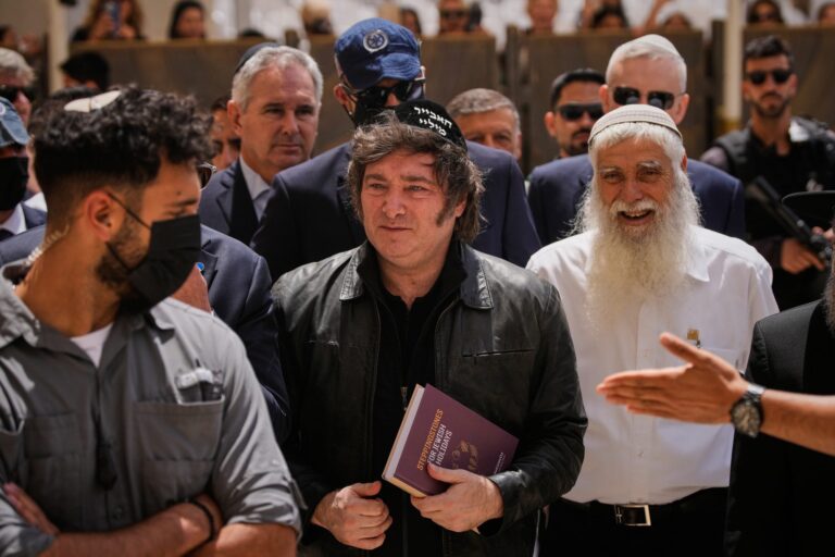 El presidente Javier Milei durante un encuentro oficial en Israel.