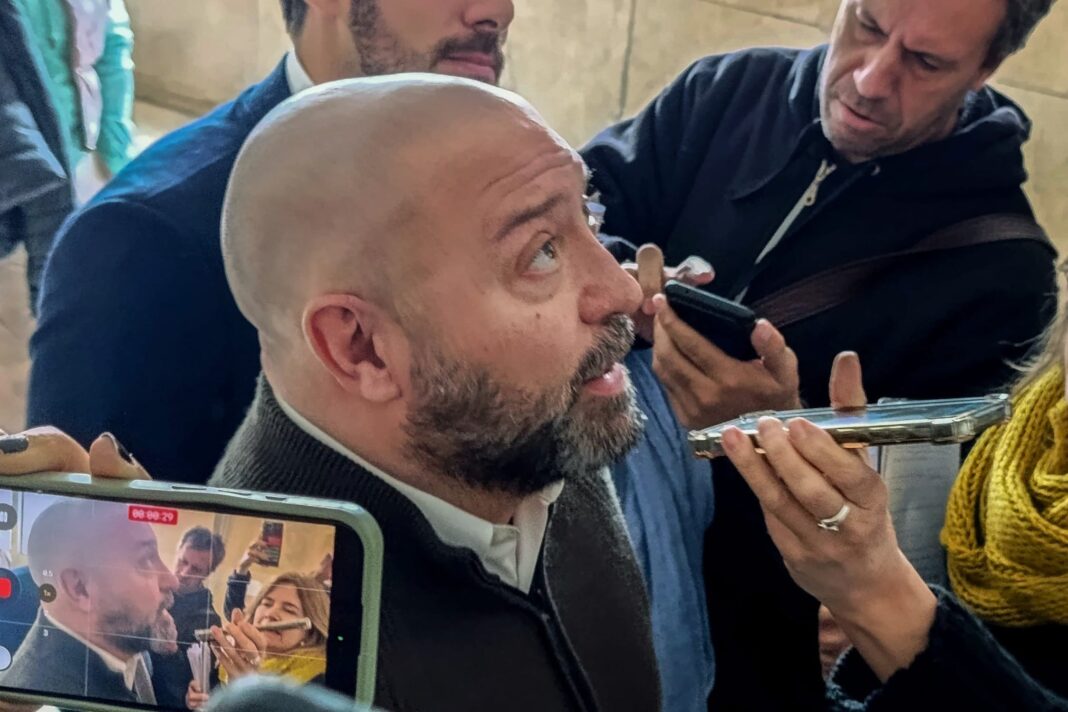 Imagen ilustrativa de la audiencia judicial con Spagnuolo y Garbellini