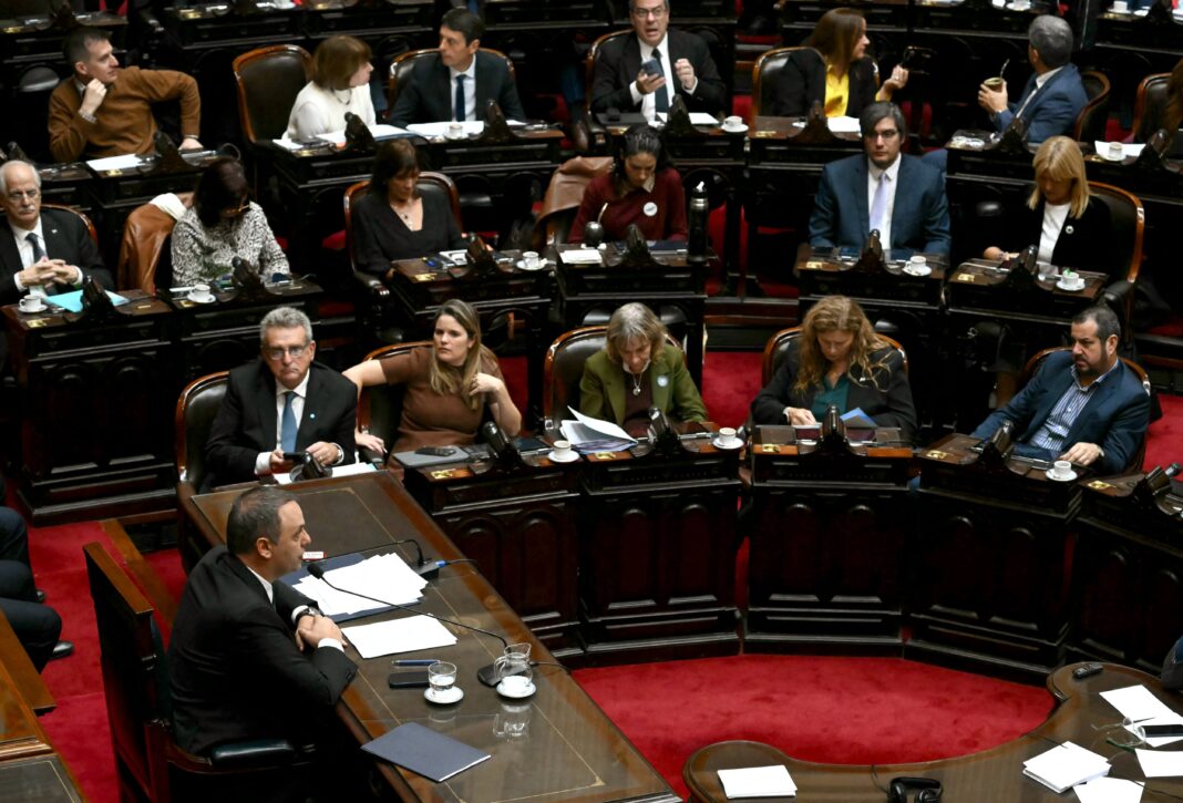 Guillermo Adorni en su primer informe de gestión como jefe de Gabinete