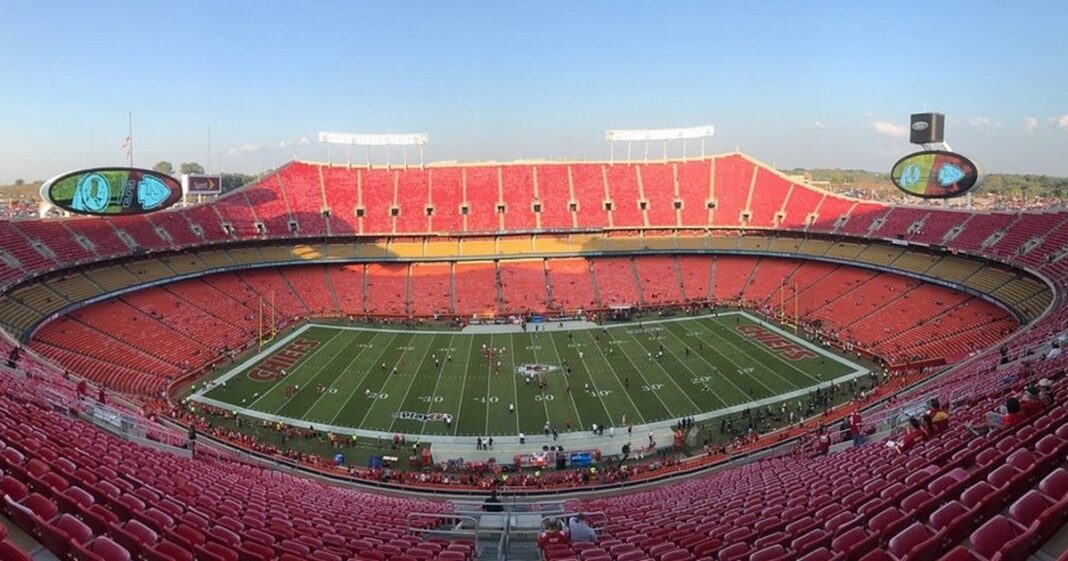 Vista exterior del Arrowhead Stadium en Kansas City, sede del debut de Argentina en el Mundial 2026